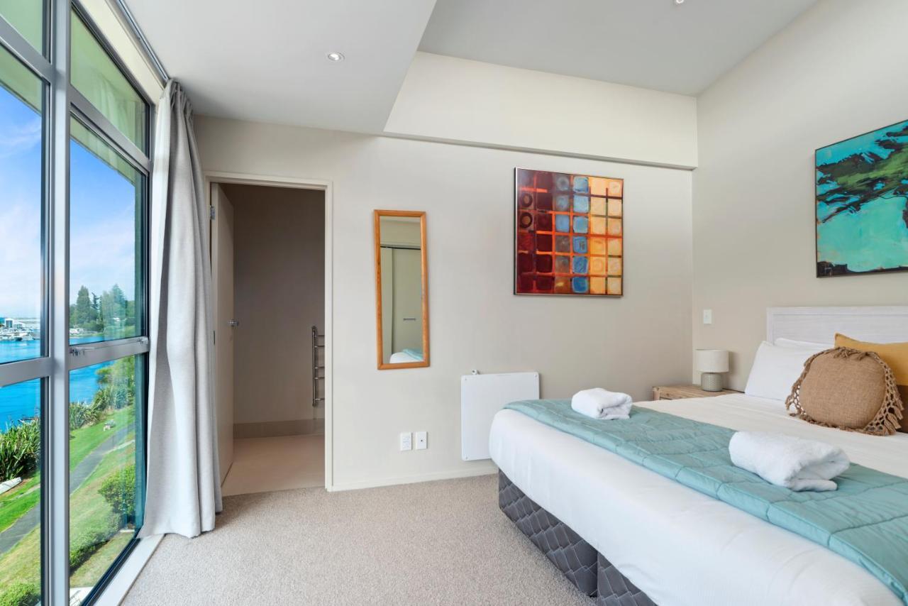 Two Views Taupo Apartment Buitenkant foto